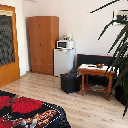 Guest House Liliya Szozopol Kültér fotó